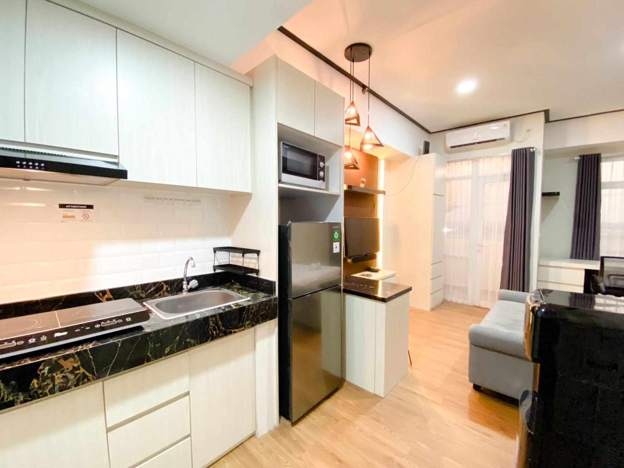 Cozy And Homey Studio At Vasanta Innopark Apartment By Travelio ชีการัง ภายนอก รูปภาพ